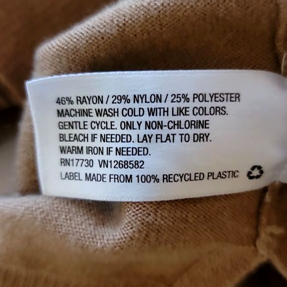 Prolonge Caramel Brown Super Soft Deep V Sweater Size XS - Picture 4 of 4